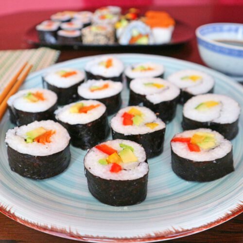 How to make sushi: vegan maki, nigiri, inside-out rolls recipe