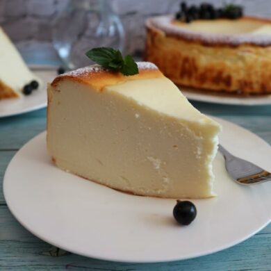 Käsekuchen ohne Boden – schnelles Rezept für saftigen Quarkkuchen