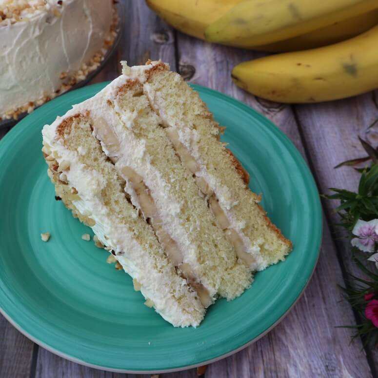 Bananen-Frischkäse-Torte – einfaches Rezept mit Biskuitboden