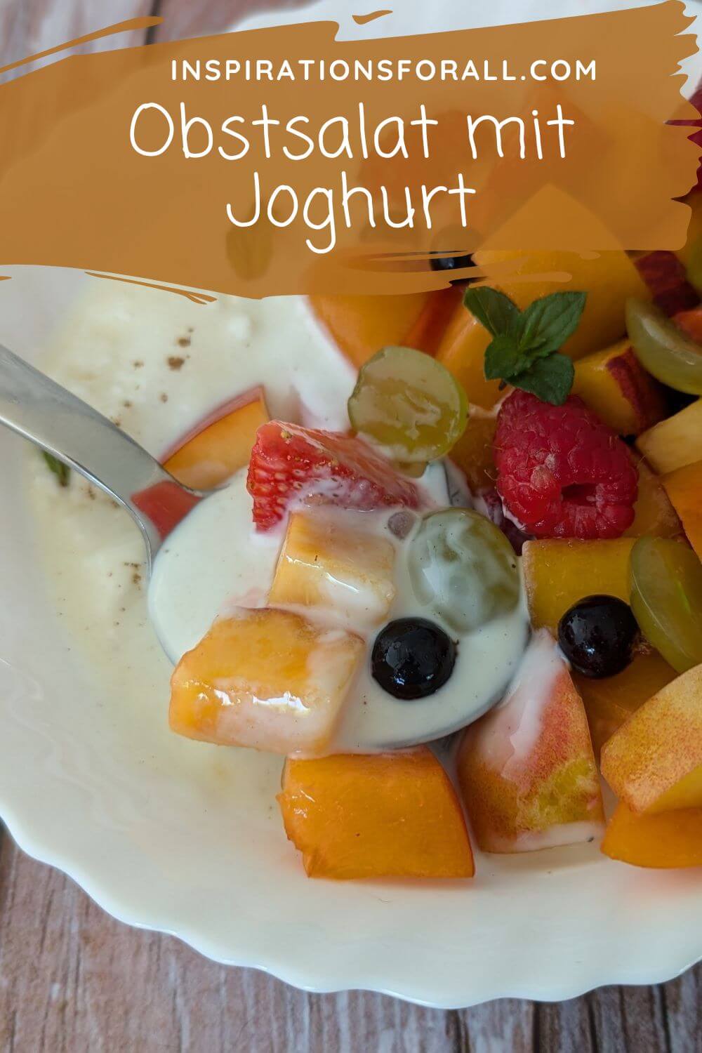 Obstsalat mit Joghurt – mit Vanille und Honig