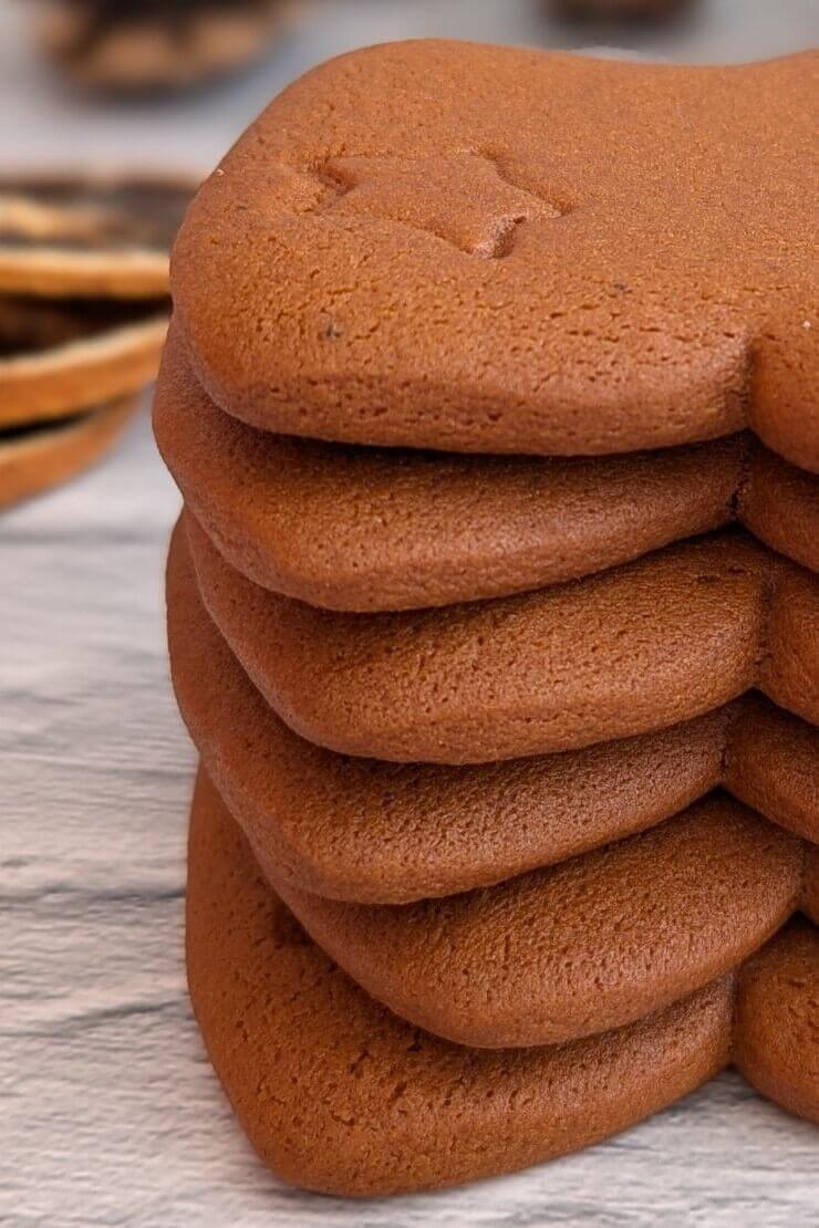 Arkhangelsk gingerbread cookies with caramel dough