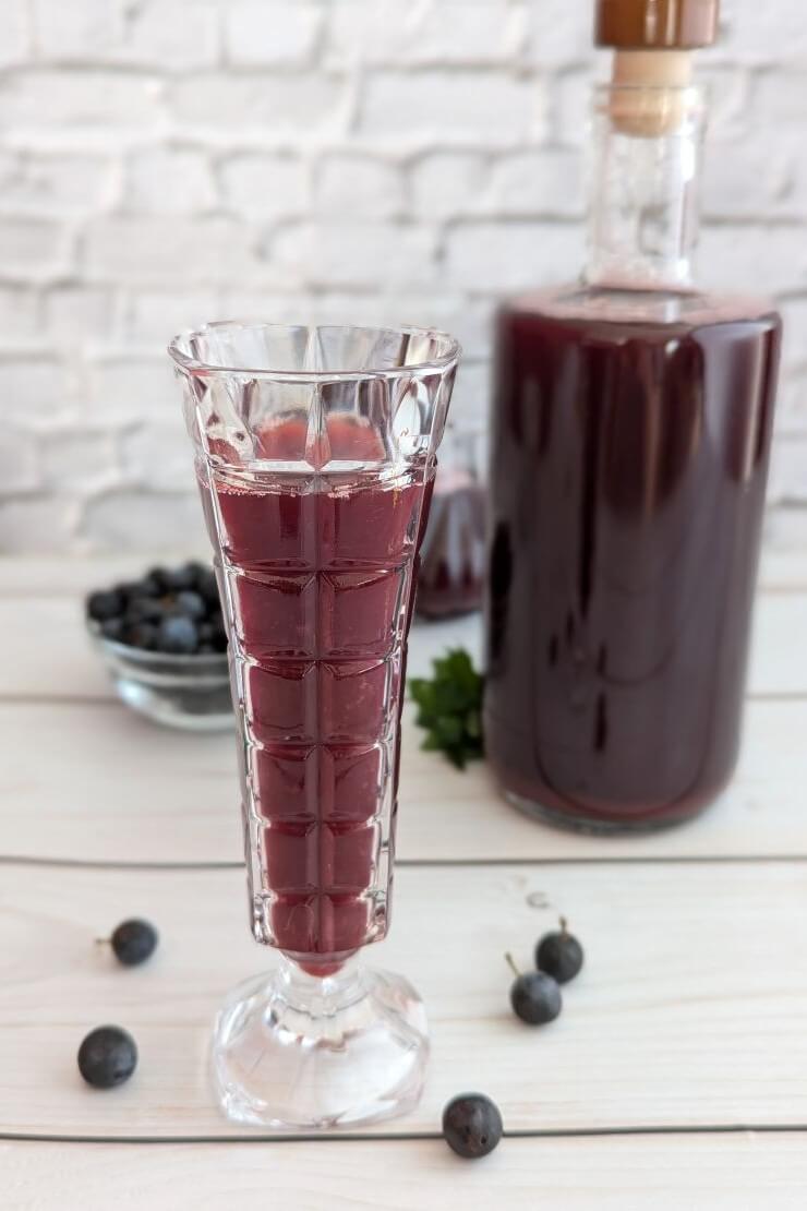 How to make sloe liqueur